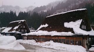 食事もできるお土産屋さん