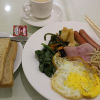 パンは食パンのみで最初だけであとはお粥を食べた