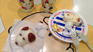 USJでお茶するならスヌーピーのバックロットカフェ