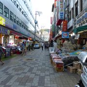 国際市場 --- 「韓国・釜山」で最も賑わっている市場です。