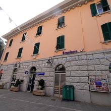 左にインフォ有