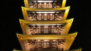 夜のライトアップがステキ