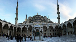 中に入れる時間が決まっているので気を付けてください！