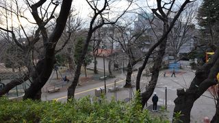 静かな公園です