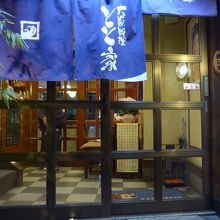 お店の入り口付近