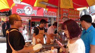 BIFF広場(ビップクァンジャン) --- 「韓国・釜山」にある賑やかな広場です。屋台(？)も沢山ありましたよ！