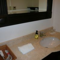 部屋にはなし。ロビーに歯ブラシ等あります。