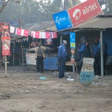 ホッタールで目立ったのは警官です