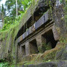 グヌン・カウィ