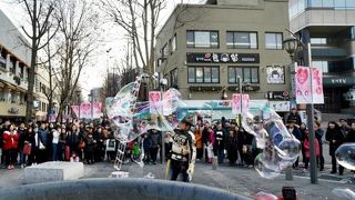 路上見物する楽しさ