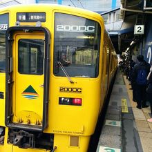 鹿児島中央駅に停車の普通列車