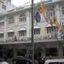 １８８０年に創業したベトナムで最も古いホテルのロビーで、ドンコイ通りでの散策途中に立ち寄り休憩しました。