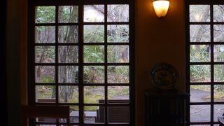 高級な雰囲気はするが、案外家族連れが多かった