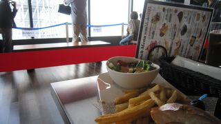 スカイツリーを見ながらランチ