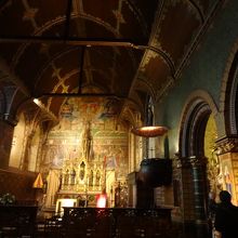 この部屋の隣です。写真禁止になってます。