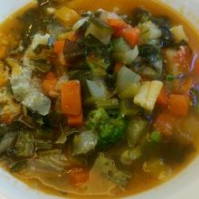 黒キャベツと８種の野菜のミネストローネ