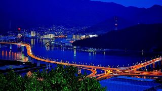 黄金山から見る海田大橋の夜景は素晴らしい！