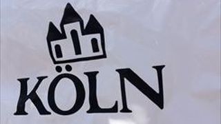 ここでは、チョコ味のバタッペパンがおすすめです。このパンは、ソフトフランスにピーナッツバタークリームをサンドしたパンです。