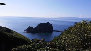 中央に島が見られてきれい