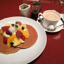 ドリンクは+320円で(@500円でした）