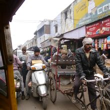 ようこんな狭いところを・・・。