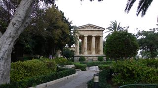 静かな公園です