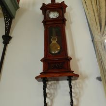 議場内にある大時計