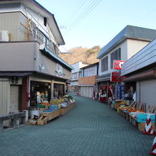 閉店しているお店が多い