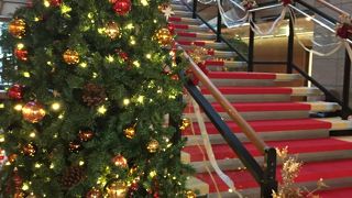 レストランフロアには中庭もあります