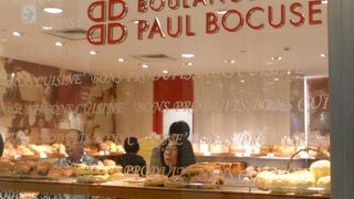 絶品のパンが販売されています