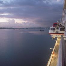 ブノア港から見るブノアビーチ方面