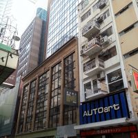 地上階は、テナントも入ってますので、探すときは上を見て