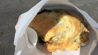 ブルーベリークリームチーズスコーン