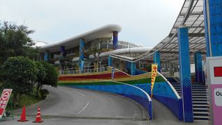 綺麗なガラスがいっぱいです。