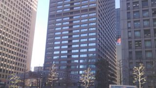 日比谷、アイススケートリンクといえばここでした。