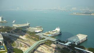 上環から各方面に出発する