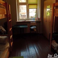 男女共同の4人部屋