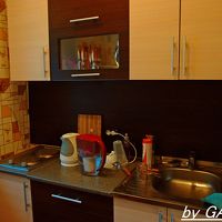 キッチンもあり、自炊できます。