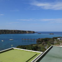 客室バルコニーから万座毛を望む