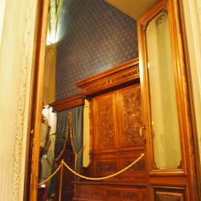 ここはまだ店の中ではありません