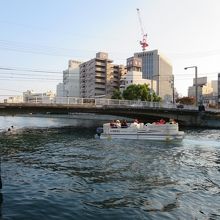 周遊をおえて帰ってきた船の様子