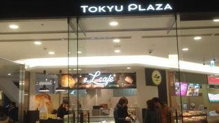 ブランドファッションだけではない庶民的な魅力。