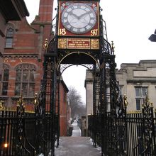 イーストゲート(時計塔)