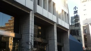 ショップやレストランもある