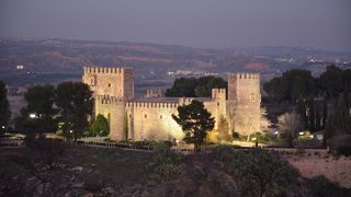 サン・セルバンド城