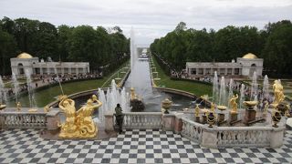 ピョートル宮殿