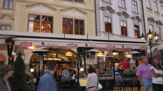 雰囲気のいい広場。