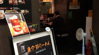 ここでは、魚介系のらーめんを食べたい時にお勧めのお店です。とても濃厚で細麺ですので、ぜひ