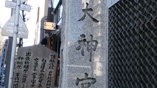 増上寺の近くにある神社