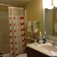 明るいバスルームでした